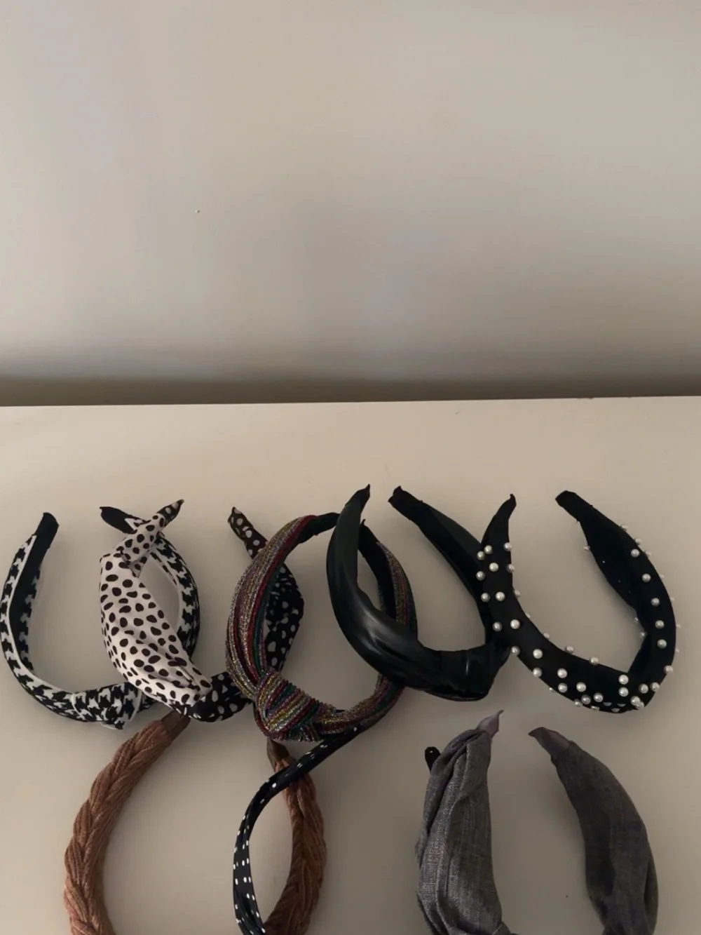 Stylish Black Pearl-Embellished Headband - Women Accessories